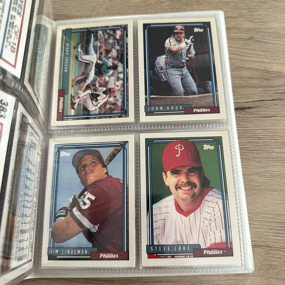 90’s Philadelphia Phillies Baseball Card Album with 24 Cards - Picture 5 of 10
